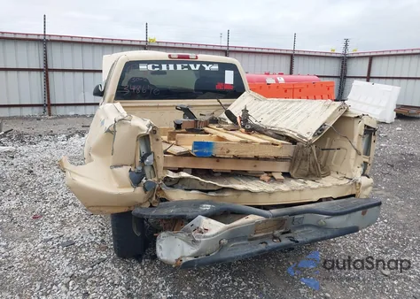 2001 Chevrolet Silverado 1500 z USA, uszkodzony, nr VIN 2GCEC19V811348670